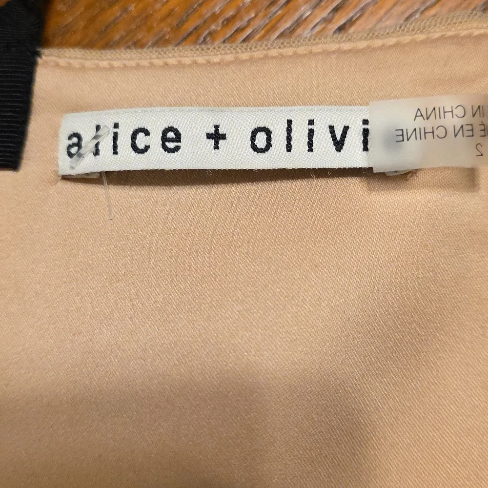 Alice + Olivia Dania Ruched Bustier, Sz 2 - Picture 5 of 15